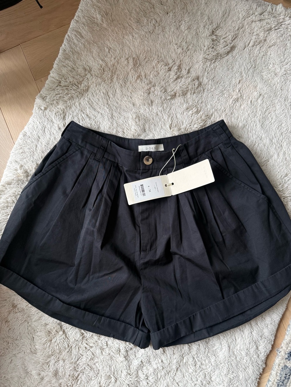 Doen Paige Black Pleated High-Rise Cotton Shorts